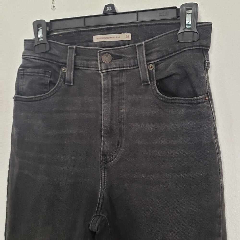 Levi's High Waisted Mom Jeans - Picture 2 of 8